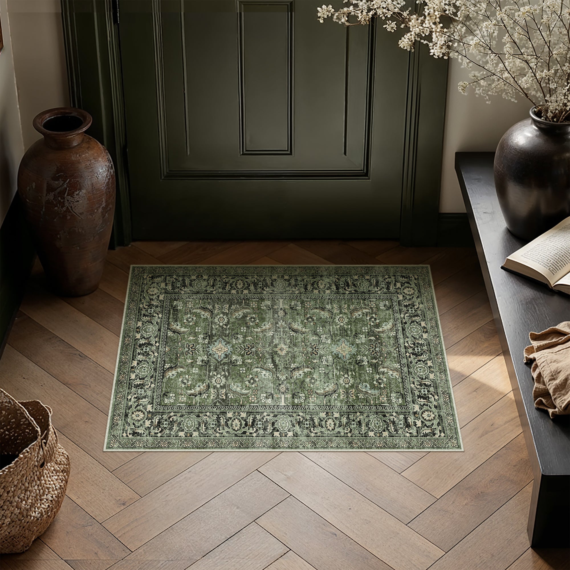 Amara Persian Vintage Green Short Pile Traditional Distressed